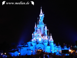 Disney Schloss (bei Nacht)